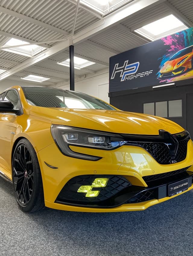 Renault Megane RS Yellow